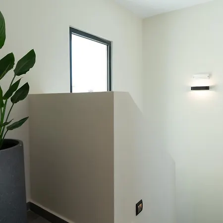 Linea Ii By Sealand *