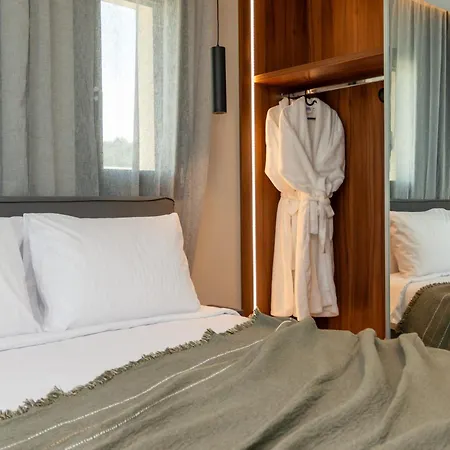 Linea Ii By Sealand Villa